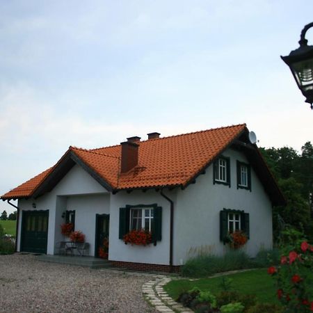 Zielone Okiennice Miłki Zewnętrze zdjęcie
