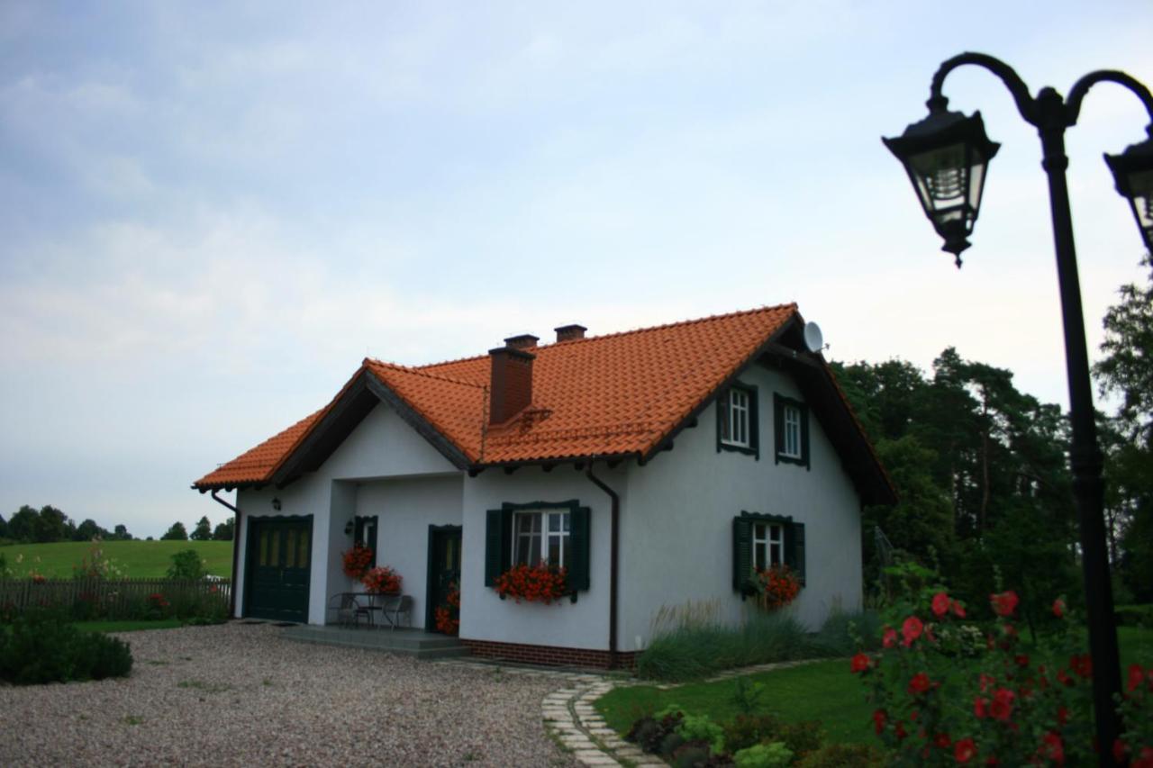Zielone Okiennice Miłki Zewnętrze zdjęcie